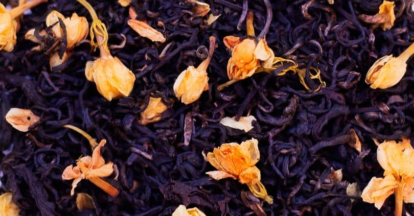Notre Thé Rouge Sauvage au Jasmin, animal, cacaoté, fruité et diablement parfumé !